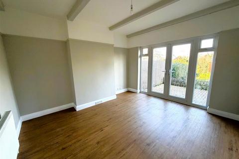 3 bedroom semi-detached house for sale, Station Approach, Orpington