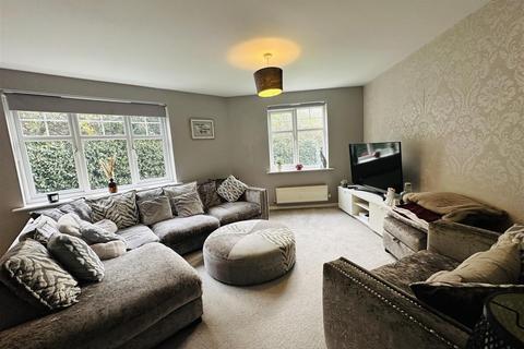 undefined, Wisteria Way, Nuneaton