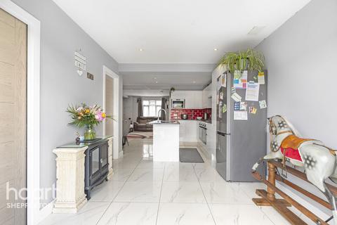 undefined, Laytons Lane, Sunbury-On-Thames