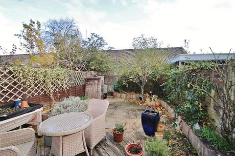 3 bedroom terraced house for sale, Compton Way, Witney, OX28