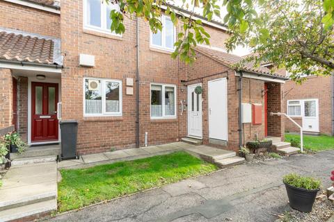 Flat - Mistral Court, York