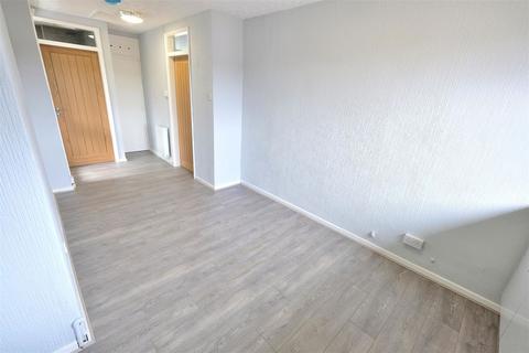 undefined, Elgin Close, STOURBRIDGE DY8