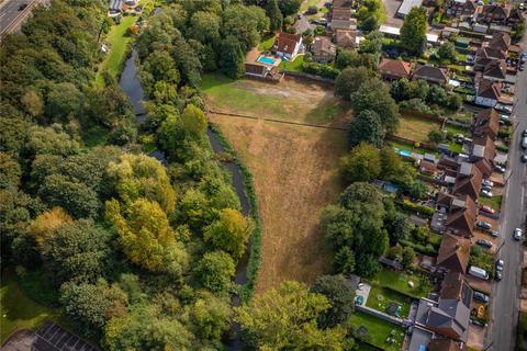 undefined, Clapton Approach, Wooburn Green, High Wycombe, Buckinghamshire, HP10