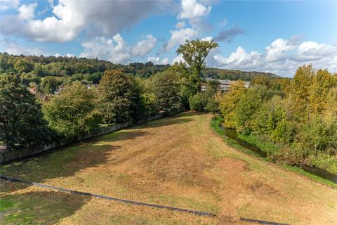 undefined, Clapton Approach, Wooburn Green, High Wycombe, Buckinghamshire, HP10