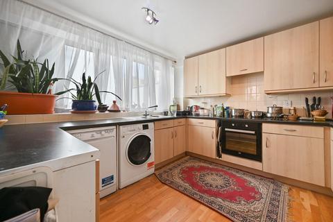 2 bedroom flat for sale, Horn Lane, Acton