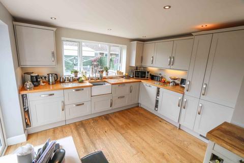 2 bedroom detached bungalow for sale, Elm Close Estate, Hayling Island