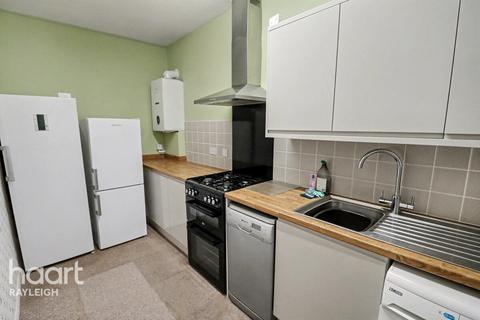 2 bedroom semi-detached house for sale, London Hill, Rayleigh