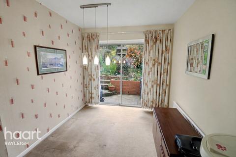 2 bedroom semi-detached house for sale, London Hill, Rayleigh