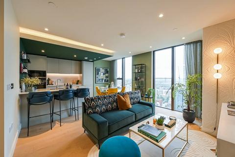 1 bedroom flat for sale, South Quay Plaza, Canary Wharf E14