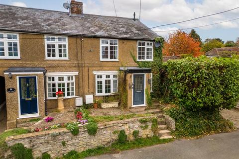 3 bedroom end of terrace house for sale, Upton Terrace, Aylesbury HP17