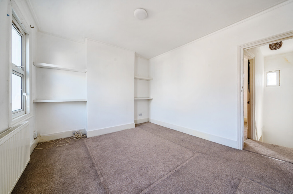 Bedroom 1 (1)