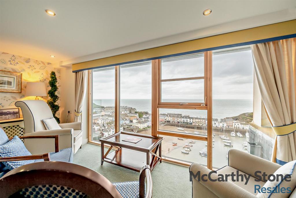 Homeowners Lounge