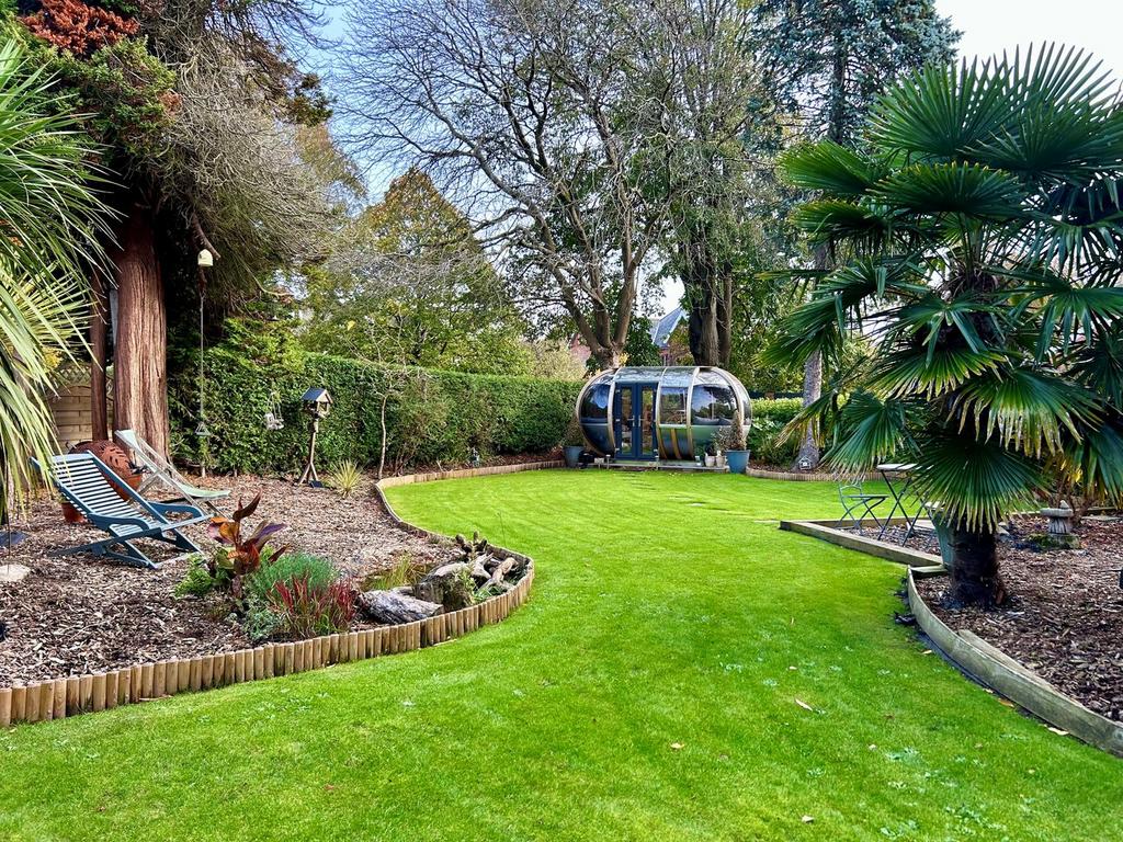 Garden Pod not included