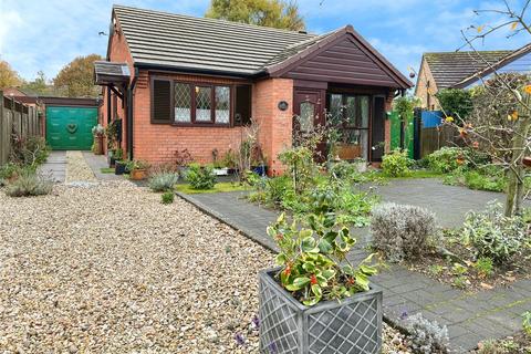2 bedroom bungalow for sale, Sheraton Close, Lincoln LN6
