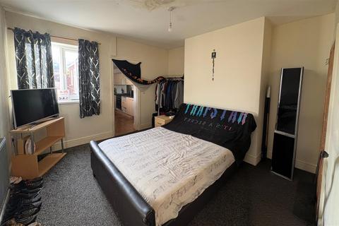 undefined, Annie Street, Selby