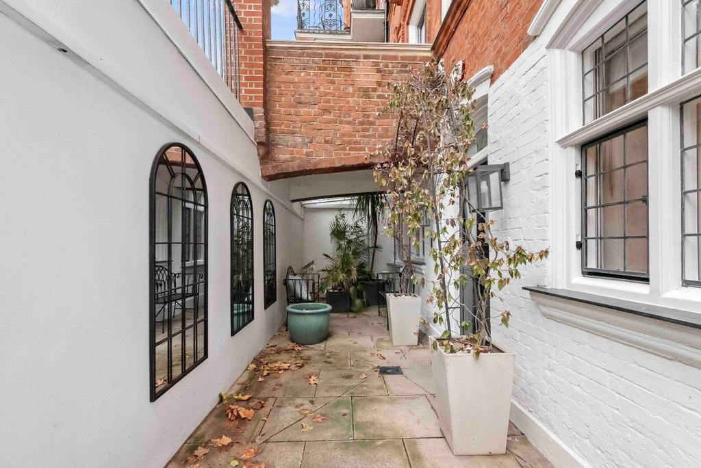 Courtyard