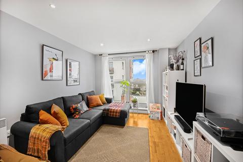 2 bedroom flat for sale, Balmes Road, Islington, London