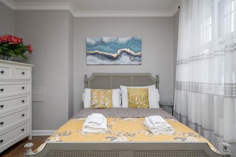 undefined, Hesperus Crescent, London
