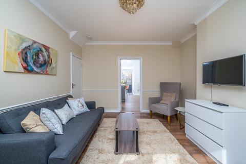 Hesperus Crescent, London