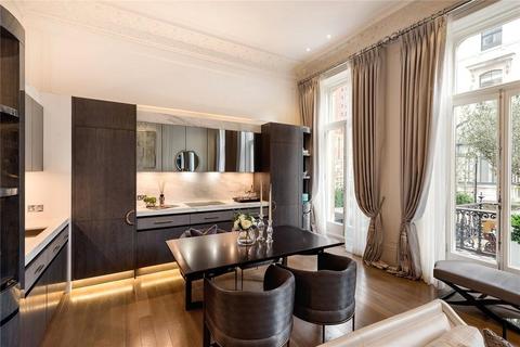 undefined, Ennismore Gardens, London