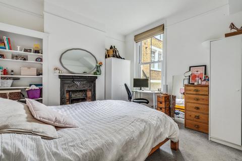 3 bedroom flat for sale, Latchmere Road, London