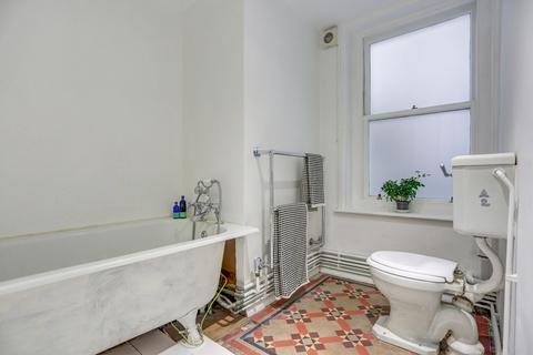 3 bedroom flat for sale, Adelaide Mansions, Hove, BN3