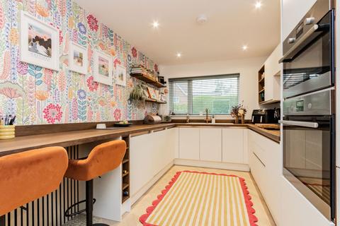 3 bedroom semi-detached house for sale, With a Fully Equipped Home Office in Flimwell