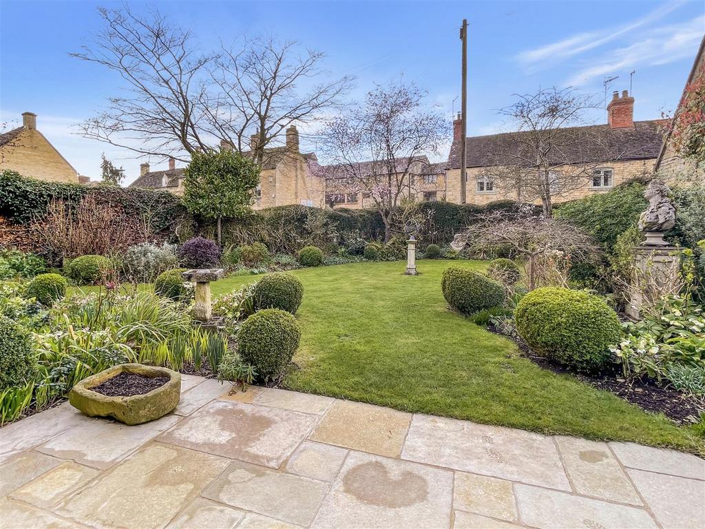 Garden.JPG