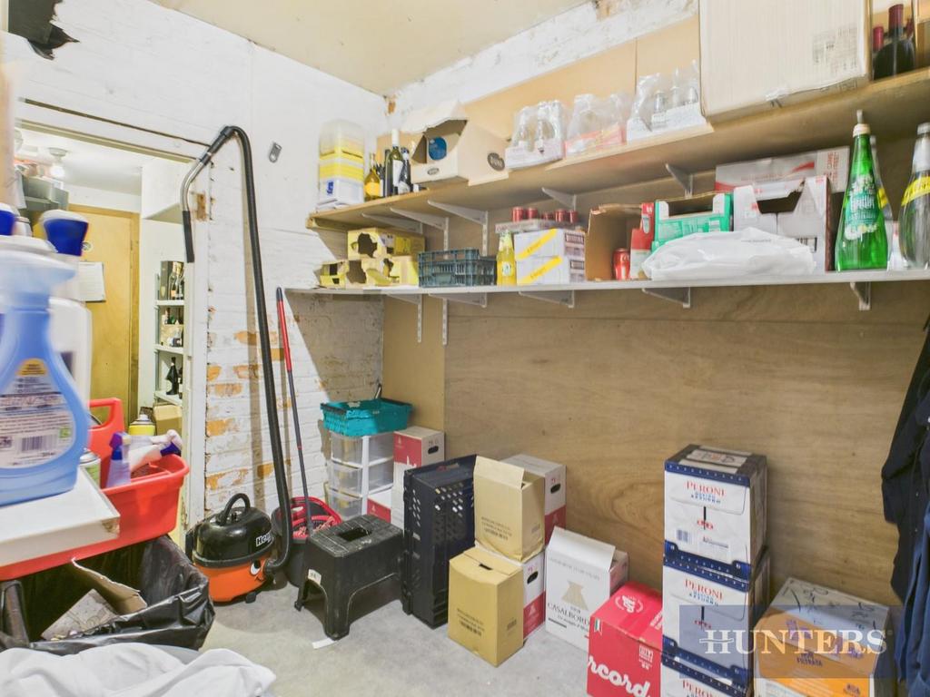 CAM05316 G0-PR0238-STILL014.jpg