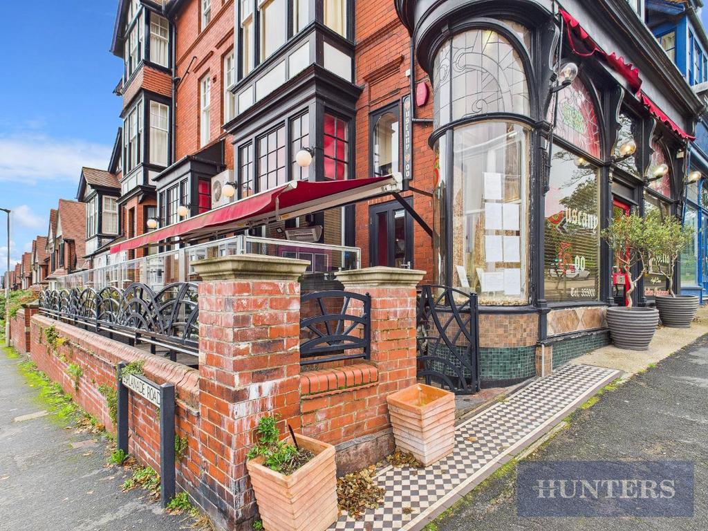 CAM05316 G0-PR0238-STILL023.jpg