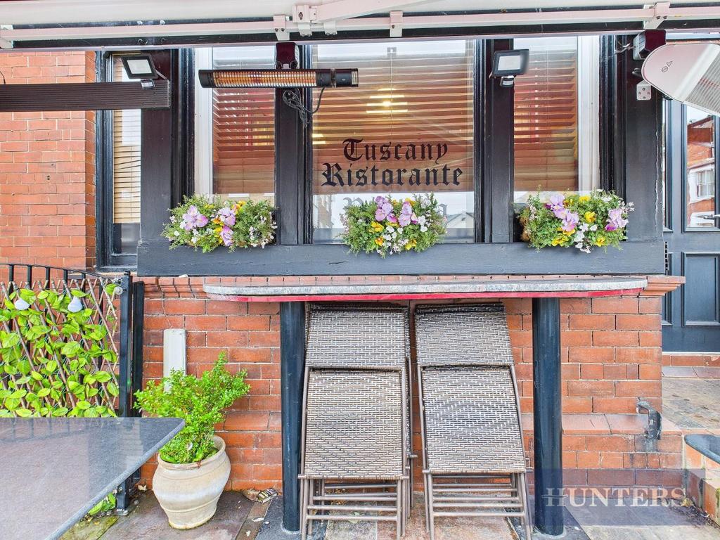 CAM05316 G0-PR0238-STILL025.jpg