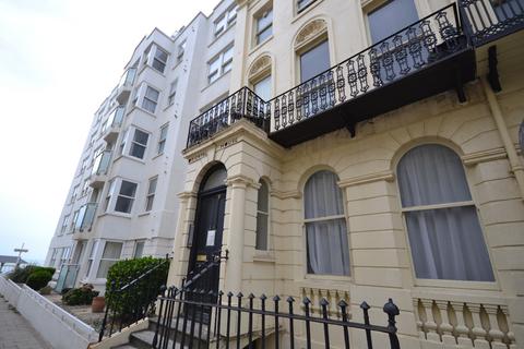 1 bedroom flat to rent, Oriental Place, Brighton, BN1