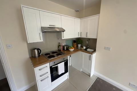1 bedroom flat to rent, Oriental Place, Brighton, BN1
