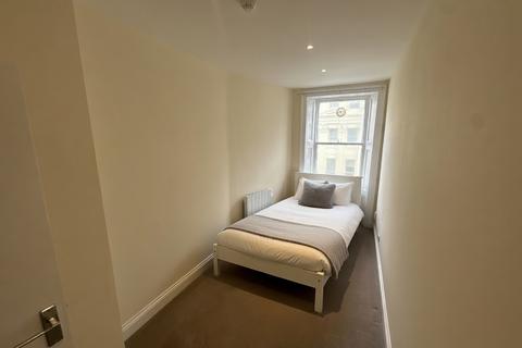 1 bedroom flat to rent, Oriental Place, Brighton, BN1