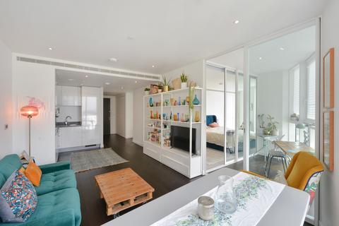 2 bedroom flat for sale, Wandsworth Road, London SW8