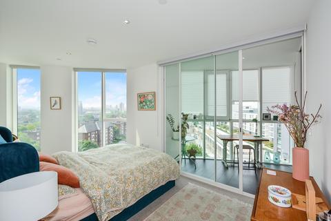 2 bedroom flat for sale, Wandsworth Road, London SW8