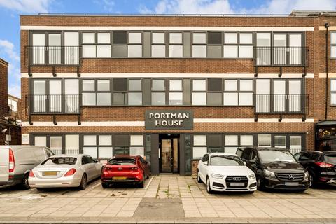 undefined, Victoria Road, Romford RM1