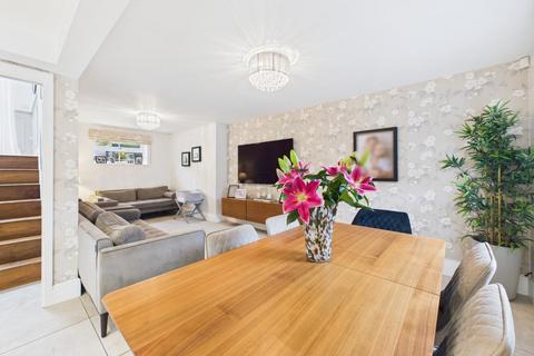 4 bedroom semi-detached house for sale, Roedhelm Road, East Morton, West Yorkshire
