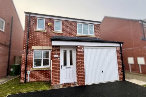 3 bedroom detached house for sale, Averill Way, Micklefield, Leeds