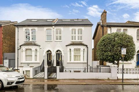 Rossiter Road, London SW12