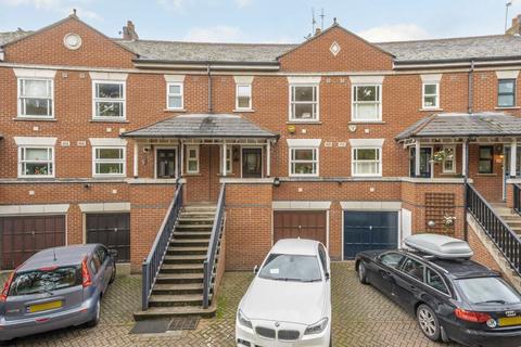 Massingberd Way, London SW17