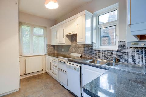 2 bedroom maisonette for sale, Beresford Gardens, Enfield