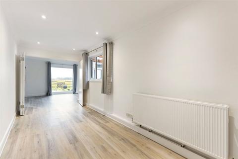 undefined, Crawley Close, Slip End, Bedfordshire, LU1