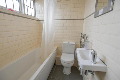 undefined, Mill Hill, Newmarket CB8