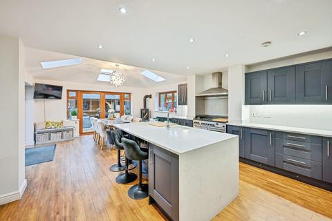 4 bedroom detached house for sale, Kenderdine Close, Stafford ST17