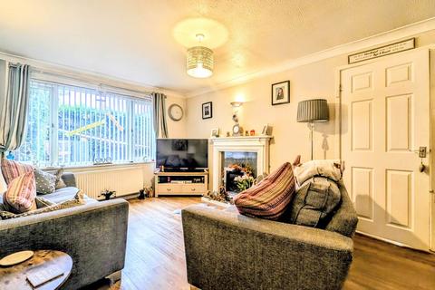 4 bedroom semi-detached house for sale, Robinson Way, Bordon GU35