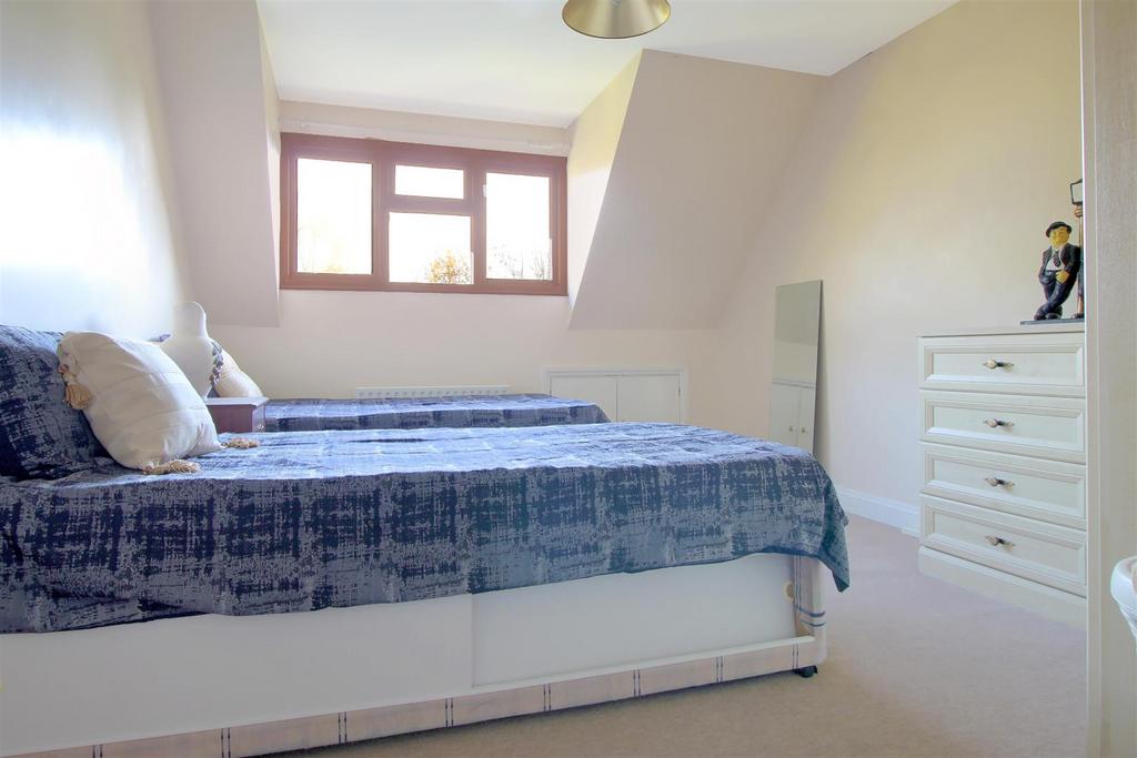 Bedroom 3.jpg