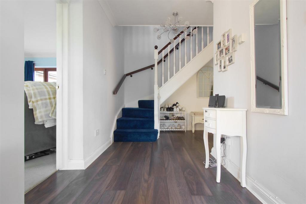 Hallway.jpg