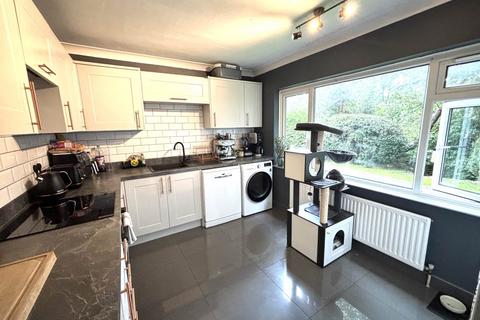 2 bedroom apartment for sale, BH10 WISTARIA HOUSE, Redhill, Bournemouth