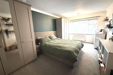 2 bedroom apartment for sale, BH10 WISTARIA HOUSE, Redhill, Bournemouth